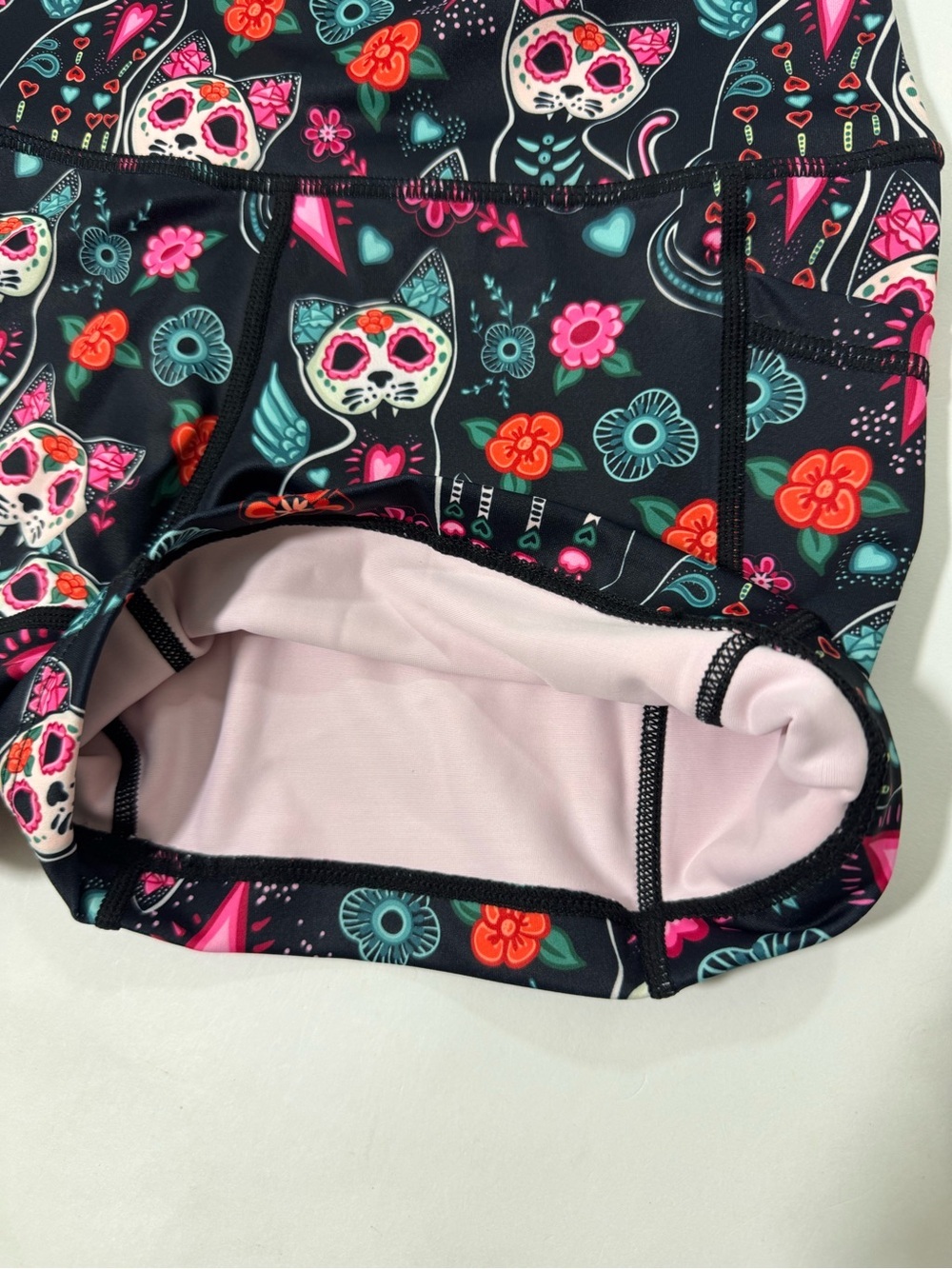 CVG Spookitty 2.5 Inch Shorts - Picture 5 of 7